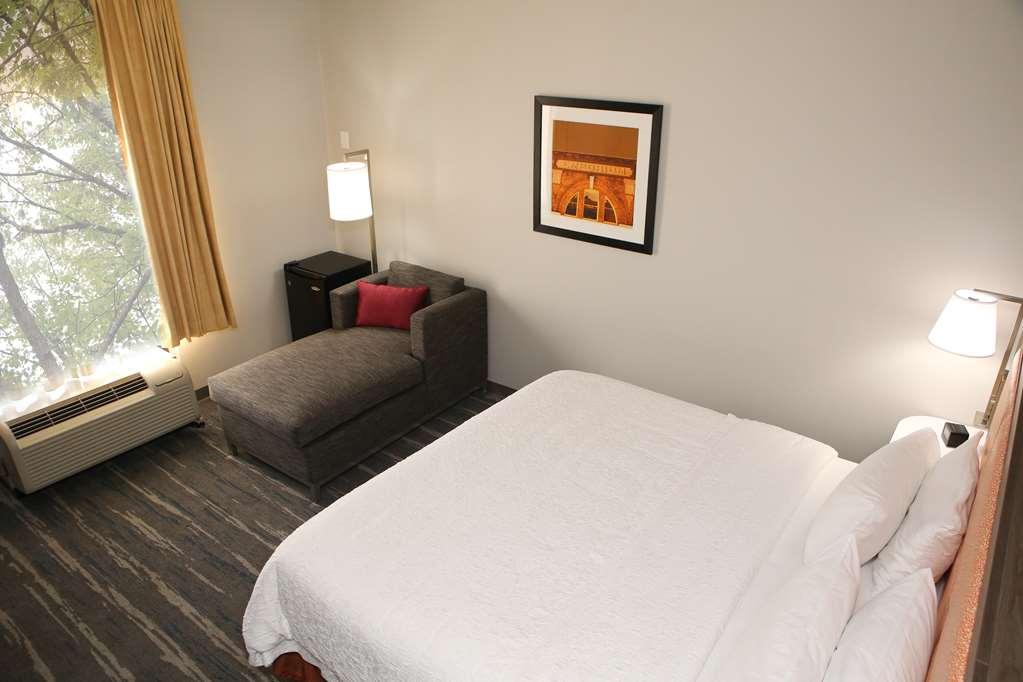 Hampton Inn Knoxville-West At Cedar Bluff Bilik gambar